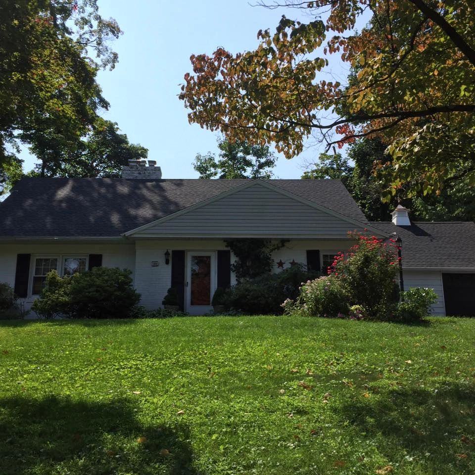Maverick Roofing LLC