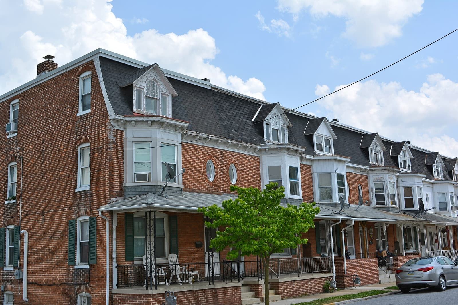 Rowhouses on East Street, Spring Grove